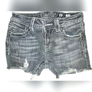 🪻🌷🌺 Miss Me Black Denim Cutoffs 🌷🪻🌺